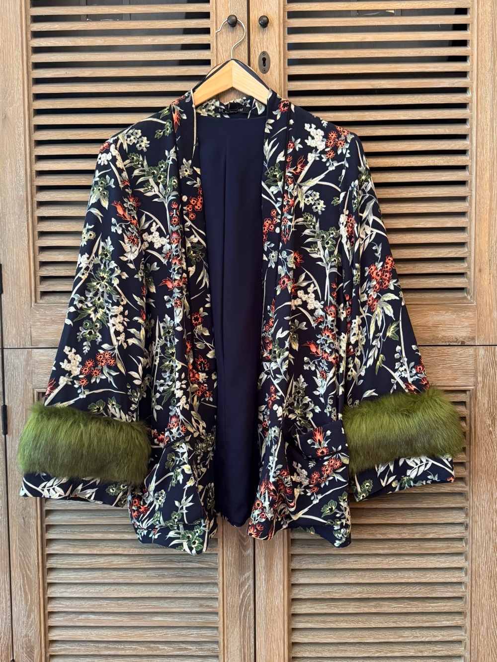 RARE Zara TRF Navy Floral Kimono Jacket with Olive Green Faux-Fur Cuffs